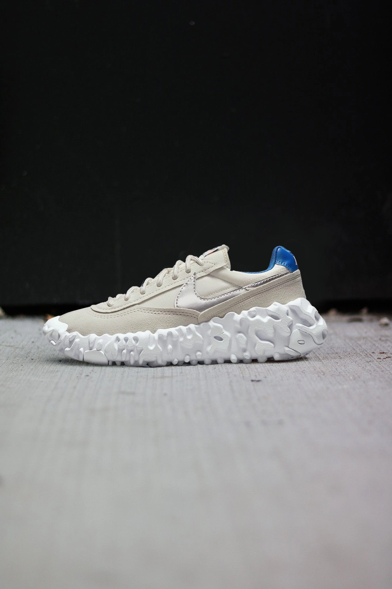 Asics Running Shoes Beginner NIKE OVERBREAK "LIGHT BONE/METALLIC SILVER"