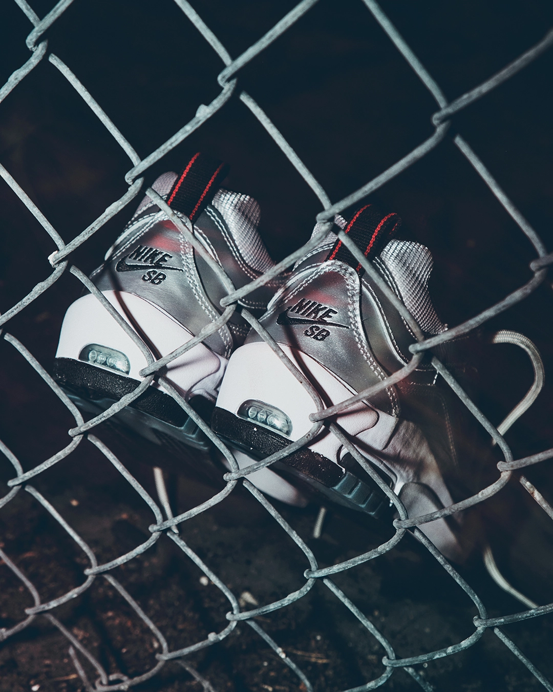 Asics Camo Wrestling Shoes Nike SB Air Max Ishod Premium "Silver Bullet" Skate Shoes