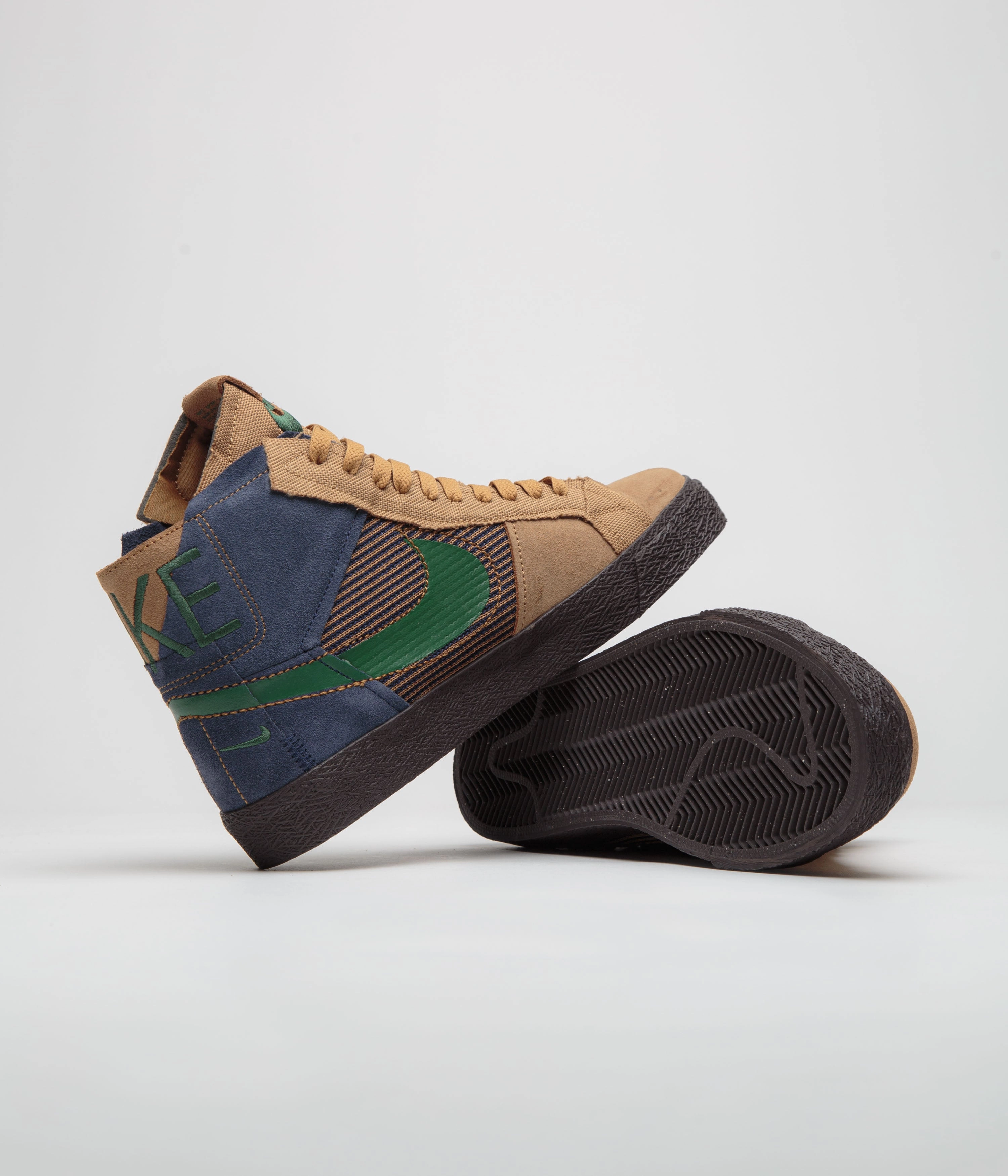 Nike SB Blazer Mid Premium Shoes - Legend Dark Brown / Fir - Obsidian Asics Shoes China