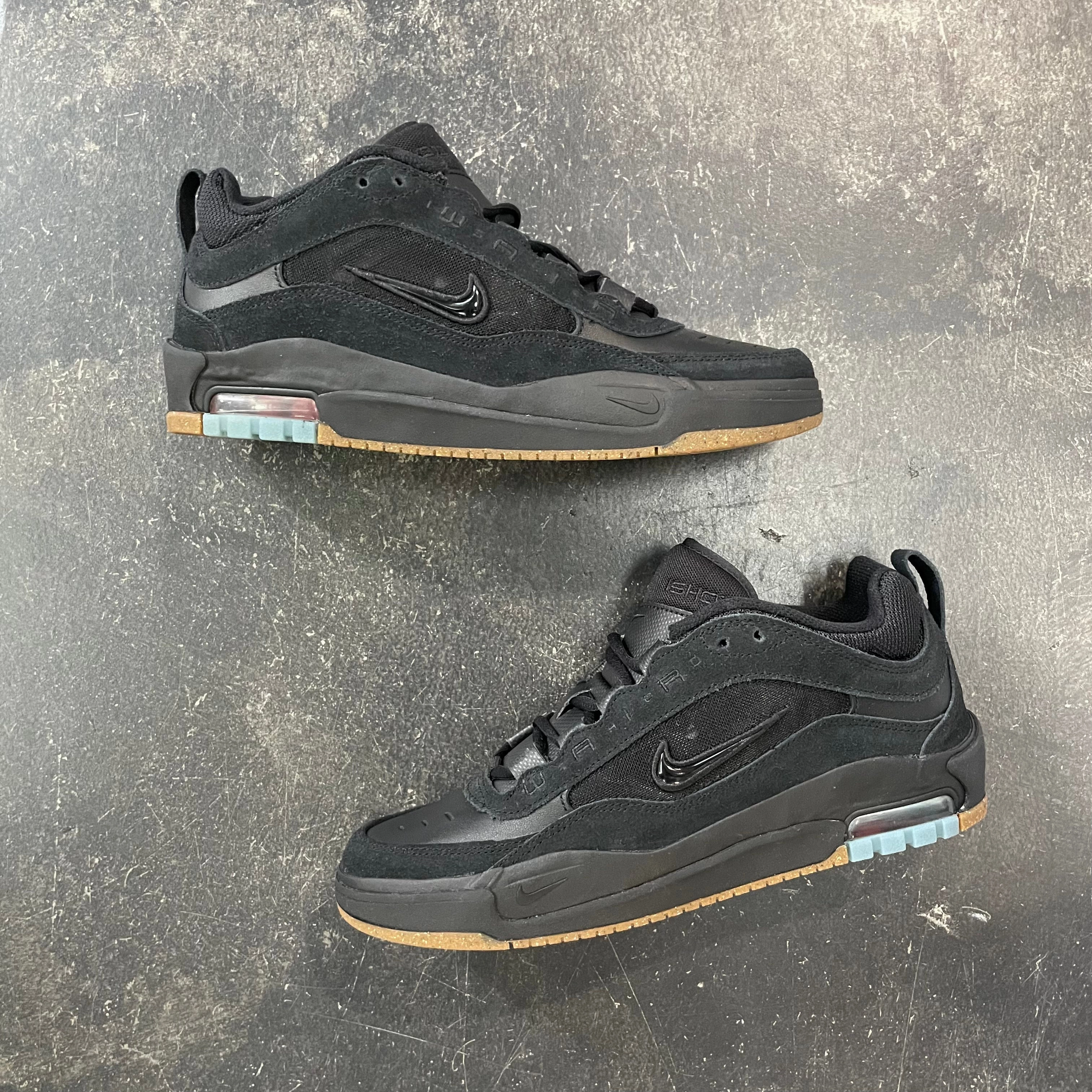 Best Asics Shoes For Weightlifting Nike SB Ishod Air Max Black/Black