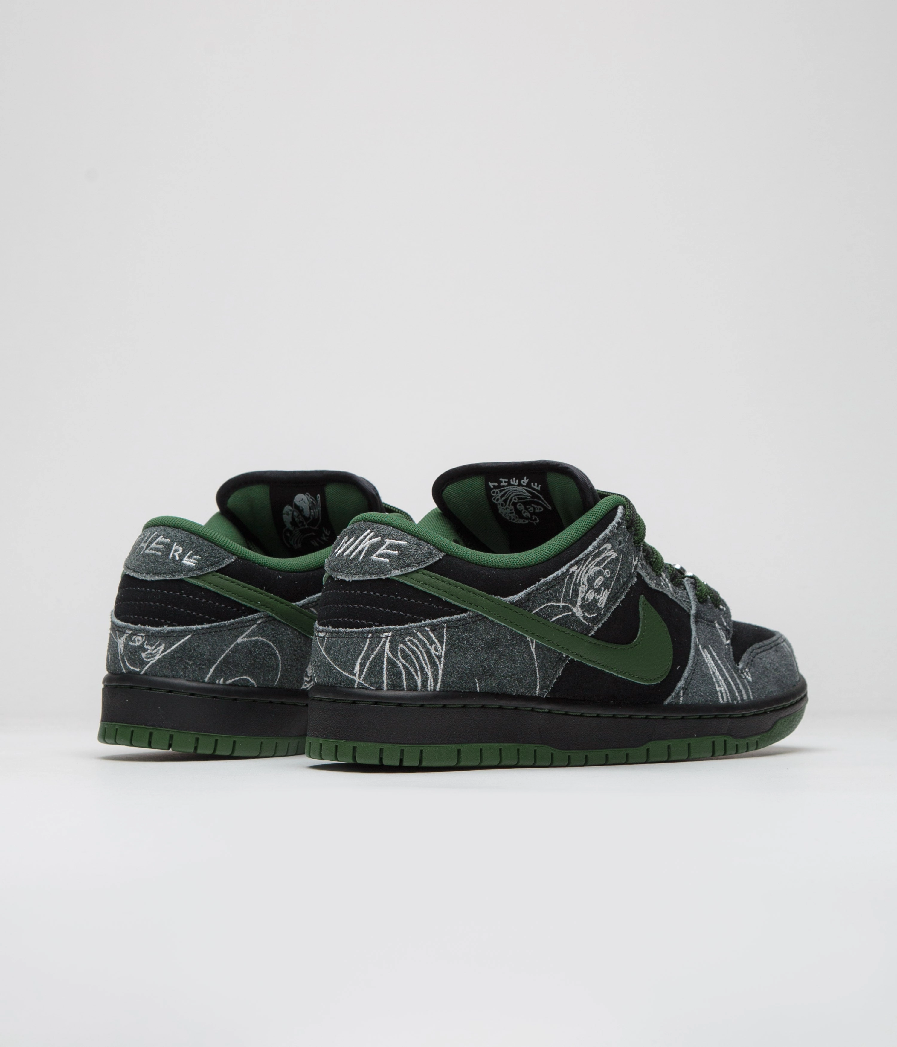 Asics Running Shoes Narrow Nike SB x There Skateboards Dunk Low Shoes - Black / Gorge Green - Summit White
