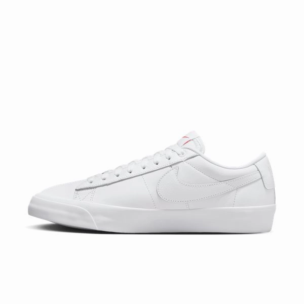 Nike SB Zoom Blazer Low PRO GT ISO "Triple White" White - White - White Asics Everyday Shoes