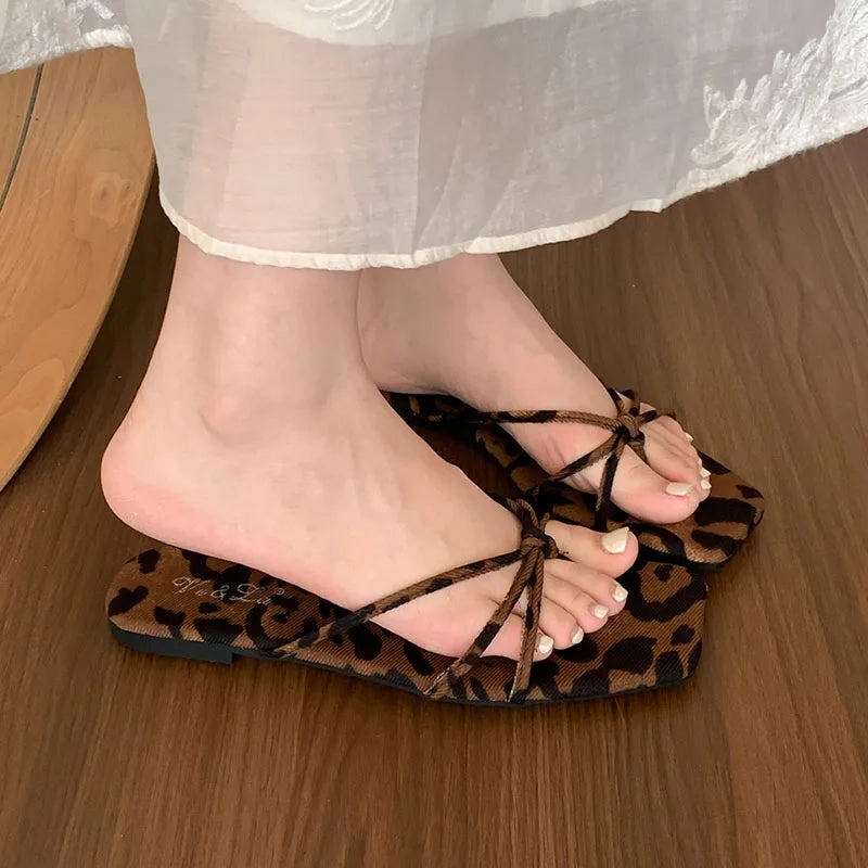 Dollar Store Flip Flops DAIIIBABYYY  -  2024 Fashion Leopard Print Ladies Slippers Female Slip On Shallow Flip Flops Footwear Low Heels Women Pumps Slides Shoes Muj