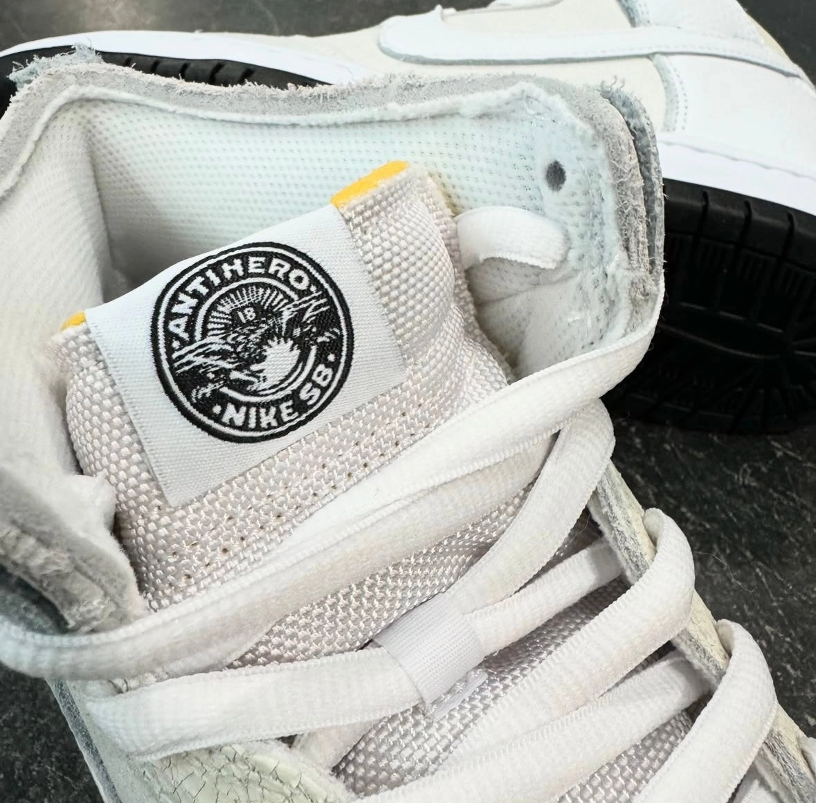 Nike SB Dunk High QS Anti Hero Asics Running Shoes Long Distance