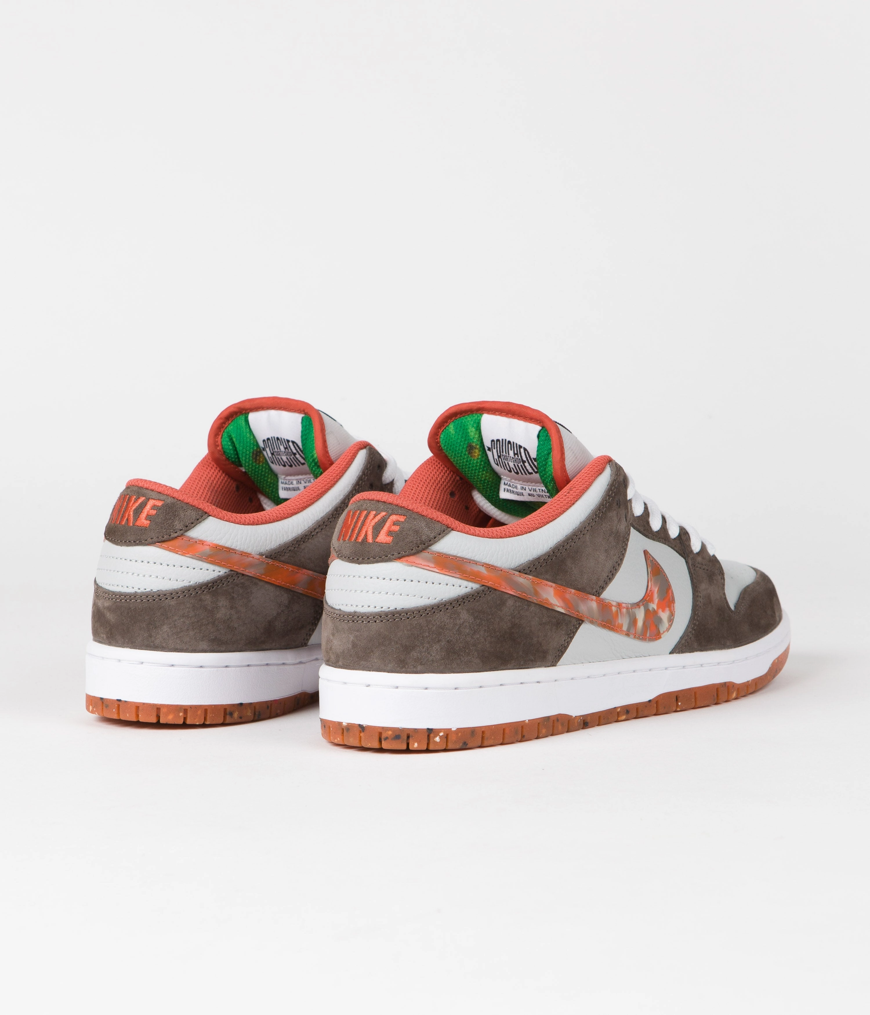 Rate Asics Running Shoes Nike SB x Crushed DC Dunk Low Pro Shoes - Olive Grey / Manta Orange - Rattan