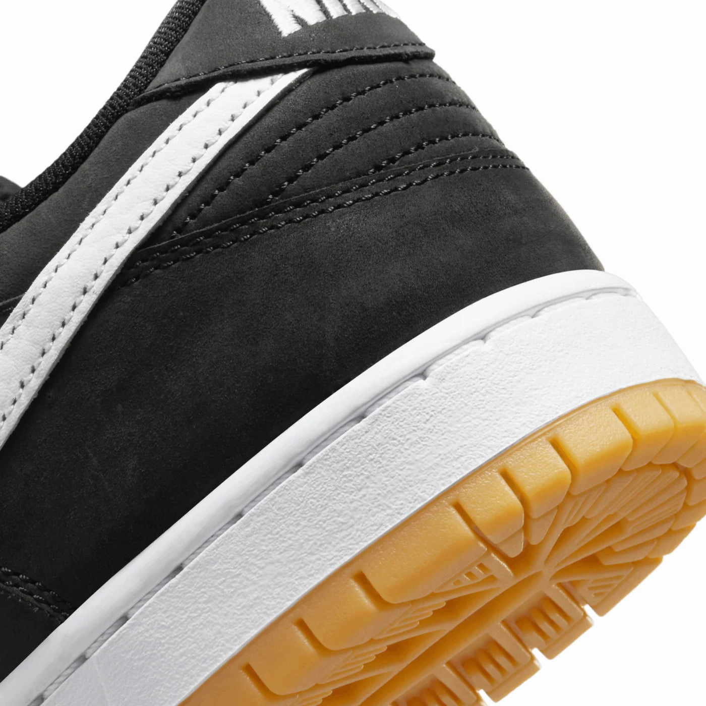 Asics Gel Cumulus 25 Running Shoes Nike SB Dunk Low Shoes - Black / White - Black - Gum Light Brown