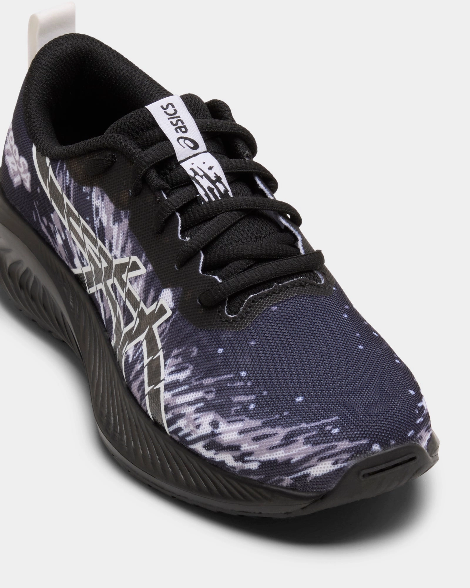 Gel-Noosa Tri 16 Grade School Black/White Asics Gt Xpress Running Shoes