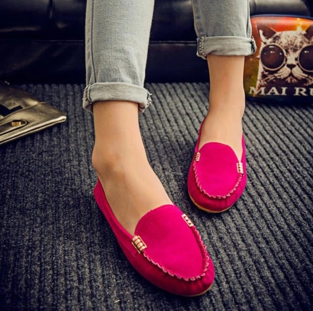Plus Size 35-43 Women Flats Faux Suede Slip on Flat Shoes Woman Loafers Metal Boat Shoes Soft Female Shoes Black zapatos mujer Soccer Shoes For Flat Feet