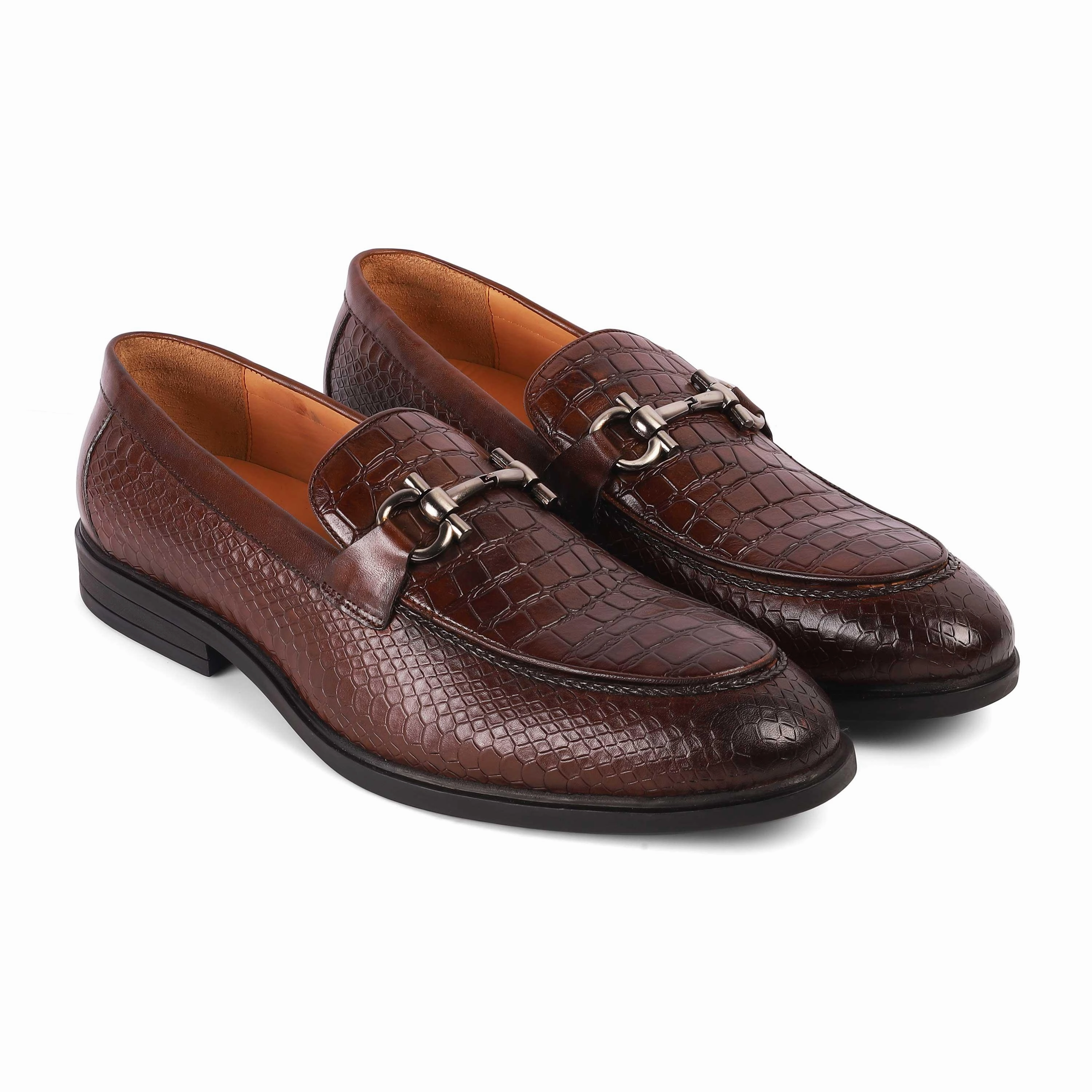 Tresmode Ro Brown Men's Textured Leather Loafers Trending Loafers