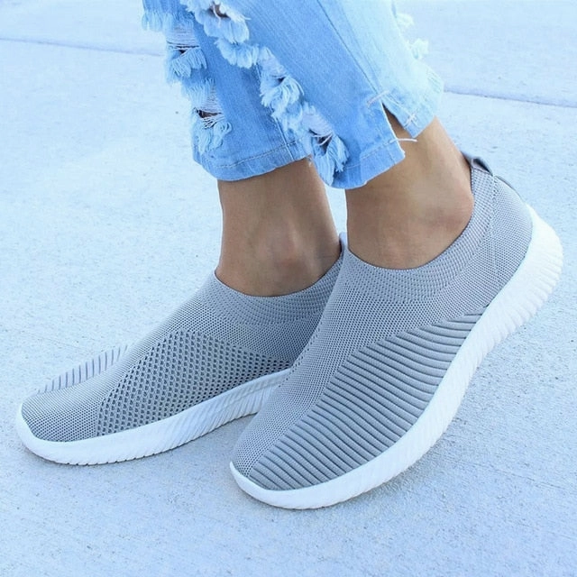Triangle-patch Leather Loafers Women Shoes Knitting Sock Sneakers Women Spring Summer Slip On Flat Shoes Women Plus Size Loafers Flats Walking krasovki Famela