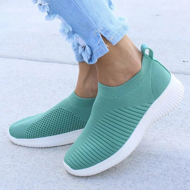 Women Shoes Knitting Sock Sneakers Women Spring Summer Slip On Flat Shoes Women Plus Size Loafers Flats Walking krasovki Famela Loafers Japan