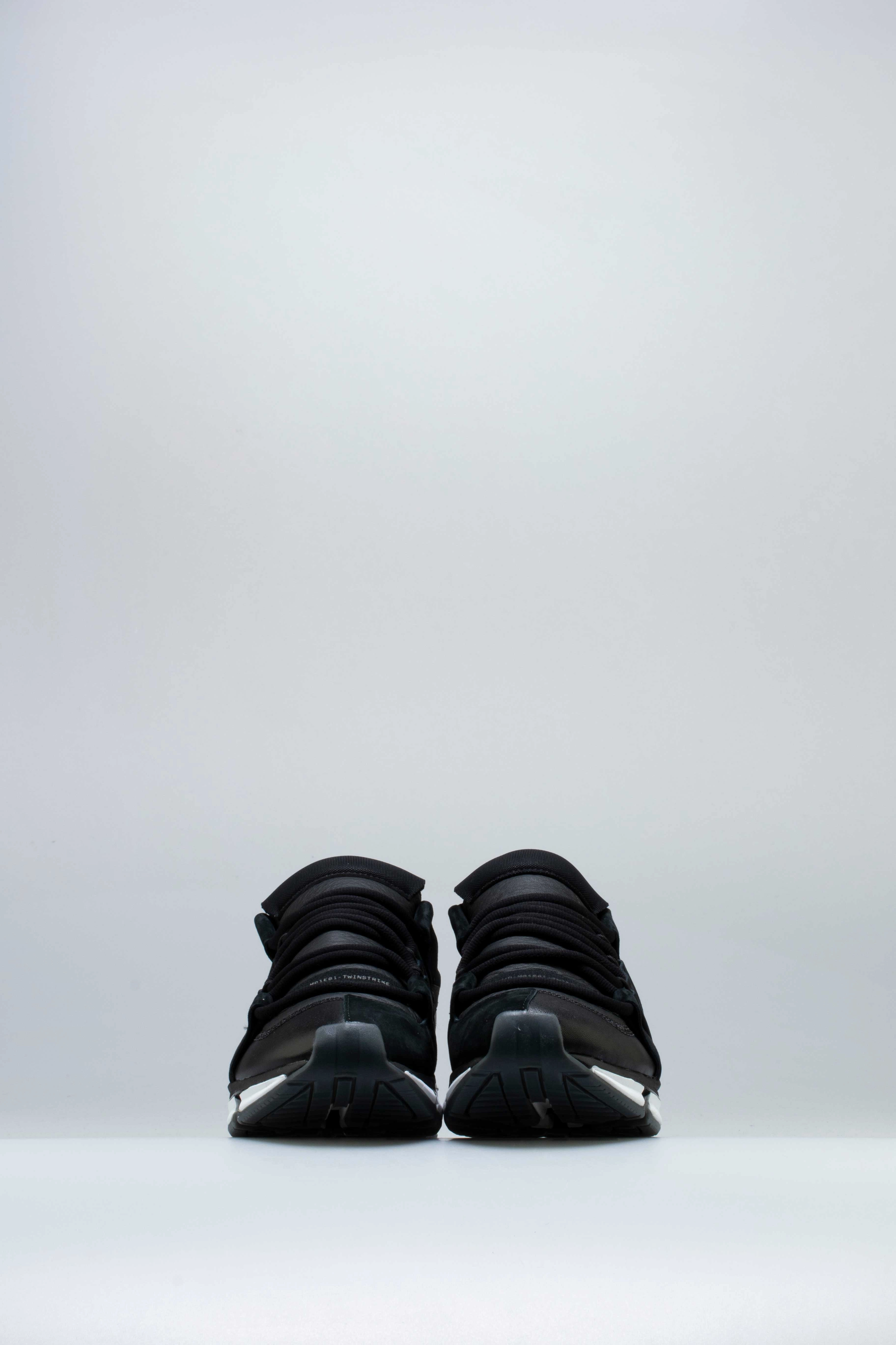 Twinstrike ADV Stretch Leather Mens Shoe - Black/White Adidas Originals Nmd S1 Running Shoes