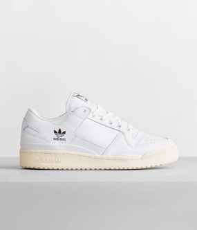 Adidas Marathon Shoes Adidas Forum 84 Low Adv Shoes - FTWR White / FTWR White / Shadow Olive