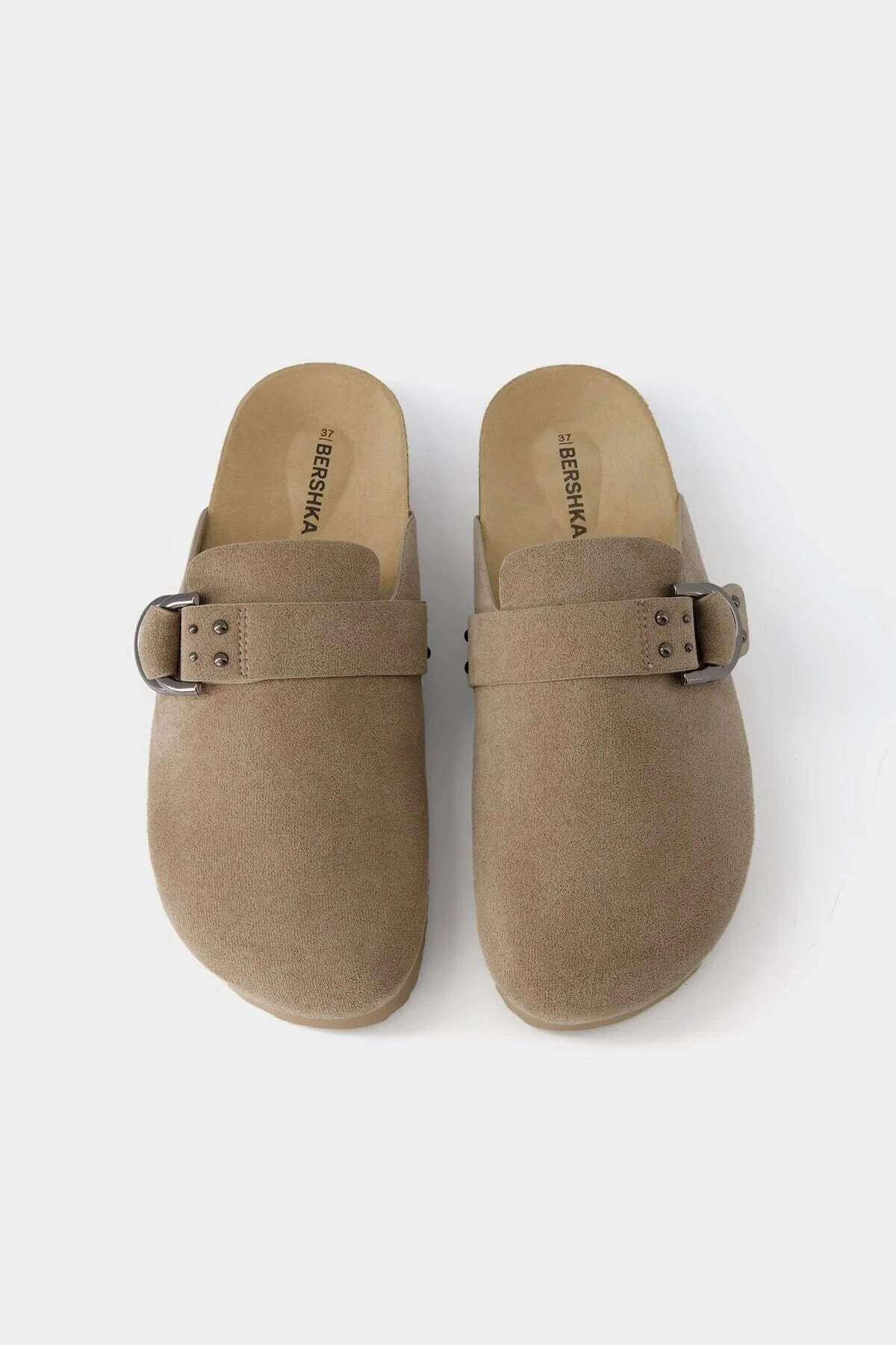 Bershka Women's Staple detailed buckle Slippers Puffy Slides