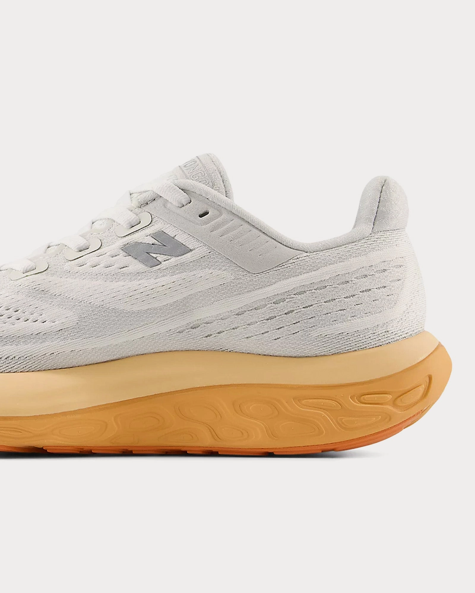 Fresh Foam X Vongo v6 Reflection / Copper / Silver Metallic Running Shoes New Balance Golf Sneakers