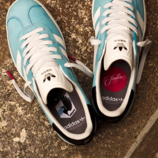 Adidas MNUFC x Familia Gazelle ADV Crystal White - Core Black - Better Scarlet Adidas Tennis Shoe