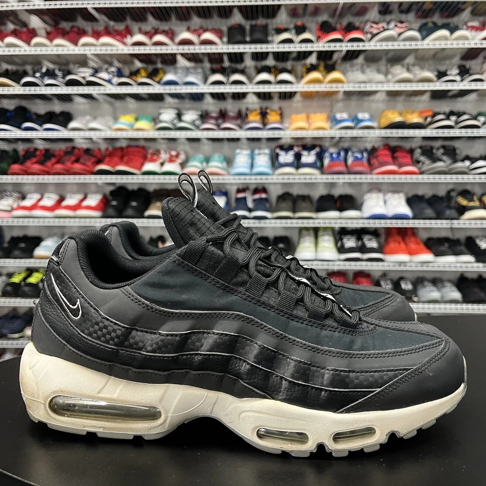 Nike Air Max 95 Pull Tab Black White AQ4129-002 Men's Size 11.5 Missing Insole Asics Shoes Everyday Comfort Amplifoam