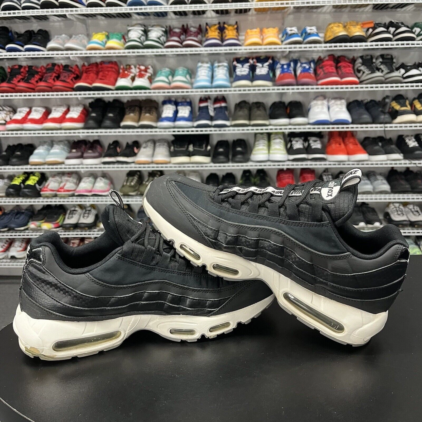 Nike Air Max 95 Pull Tab Black White AQ4129-002 Men's Size 11.5 Missing Insole Asics Usa Wrestling Shoes