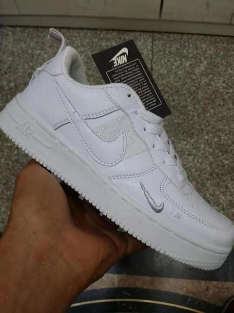 SCHNIKE-women Running Shoes Breathable Casual Shoes Outdoor Light Weight Sports Shoes Casual Walking Sneakers 98 Vomero 5 Running Shoes