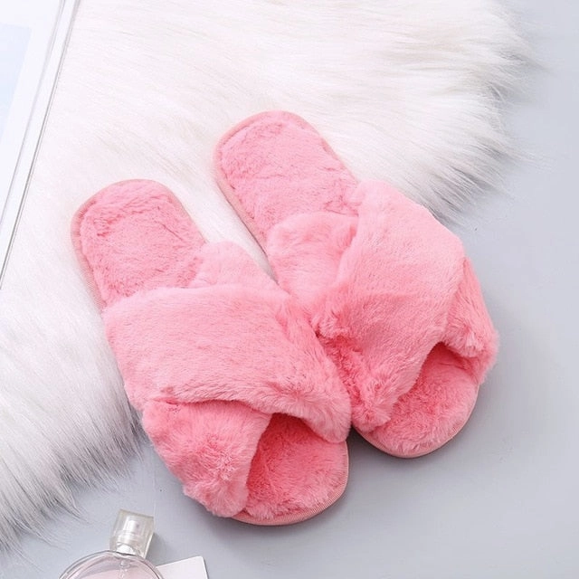 Animal Print Slippers Warm Fluffy Slippers Women Cozy Faux Fur Cross Indoor Floor Slides Flat Soft Furry Shoes Ladies Female Celebrities Flip Flops