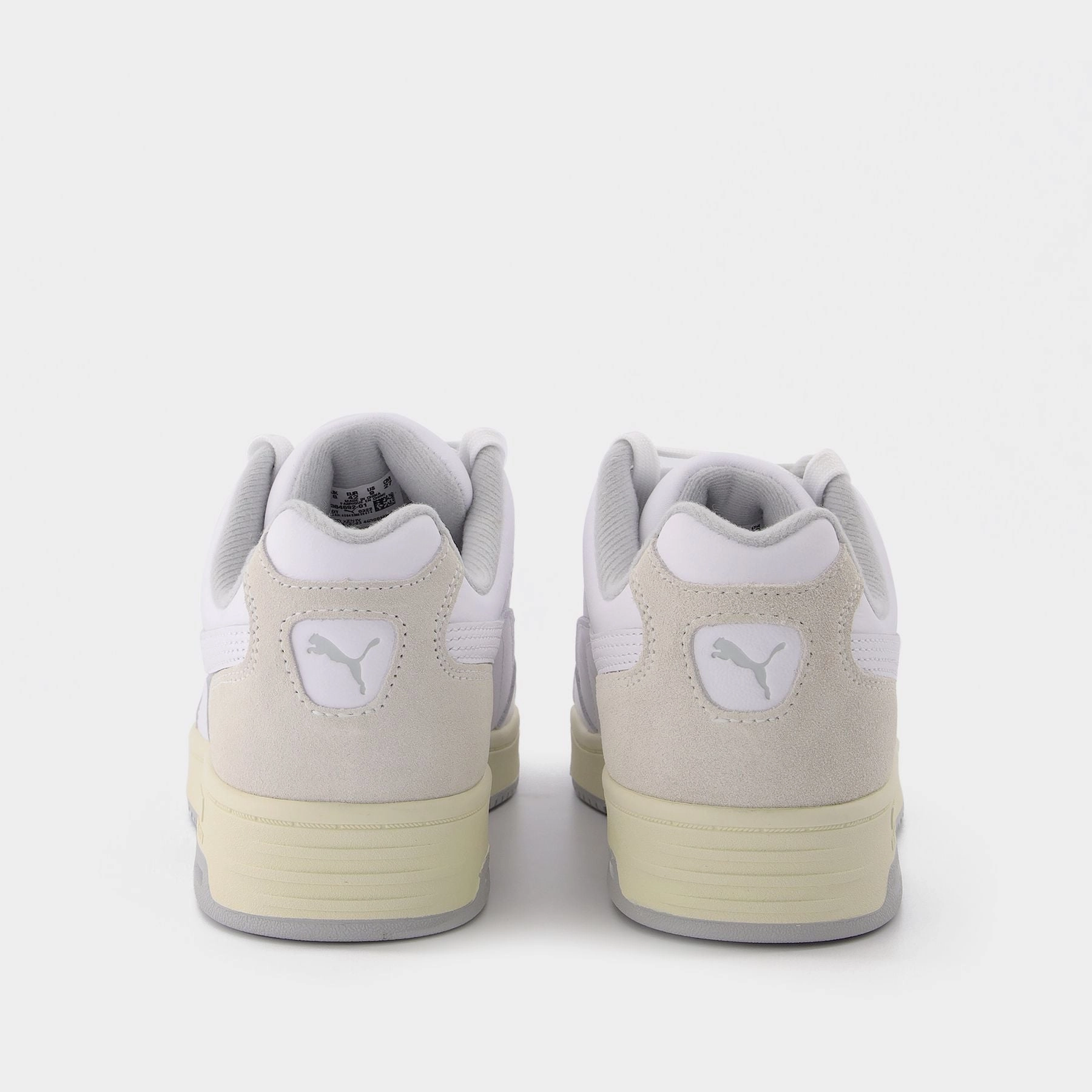 Shoes Like Asics Novablast Slipstream Retro Baskets in White Leather