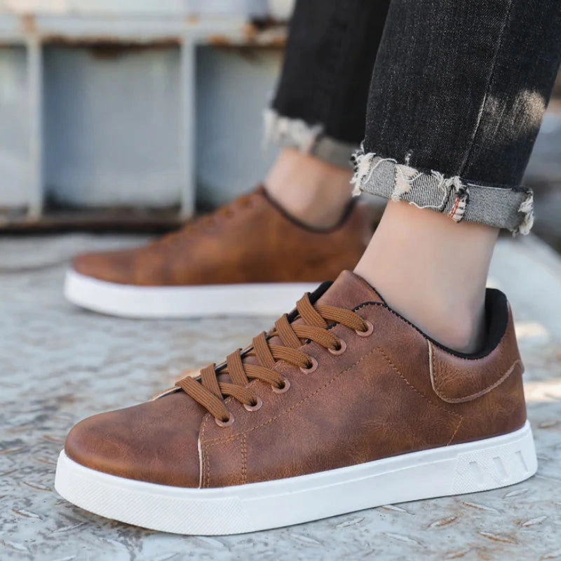 Flat Stock Shoe Molding Classic Men Leather Shoes Thick-soled Casual Sneakers Trendy Lace-up Walking Shoes Spring Anti-slip Comfortable Vulcanized Shoes