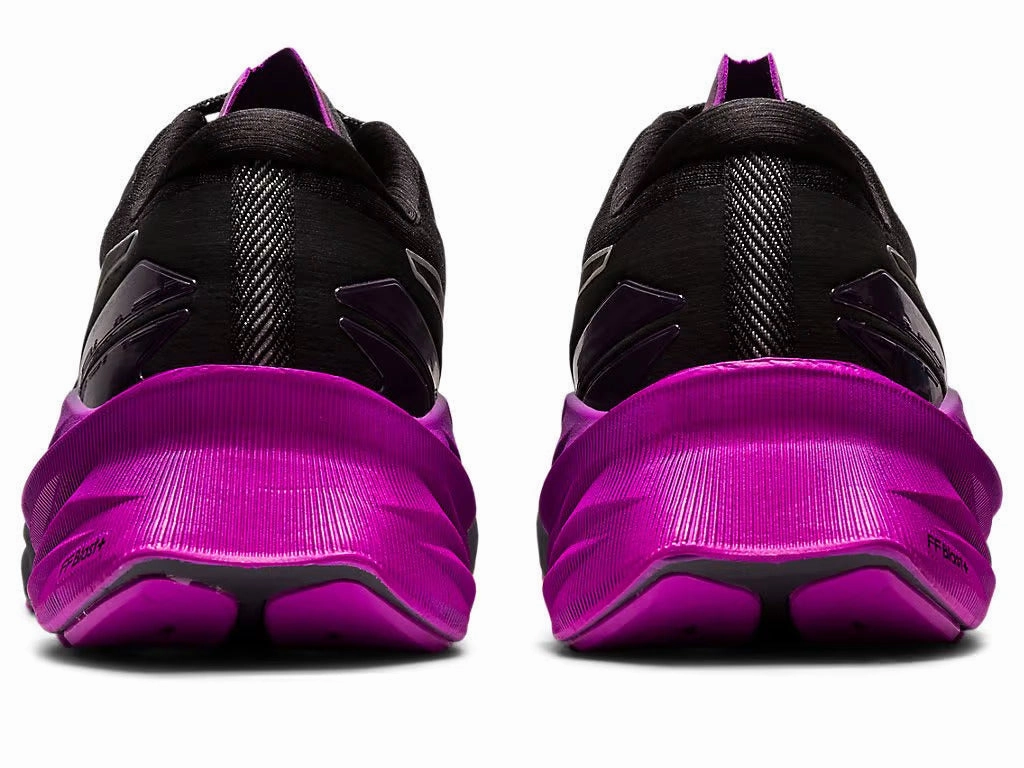 Asics Women's NOVABLAST 3 LITE-SHOW - BLACK/ORCHID Asics Gel-nimbus 20 Running Shoe