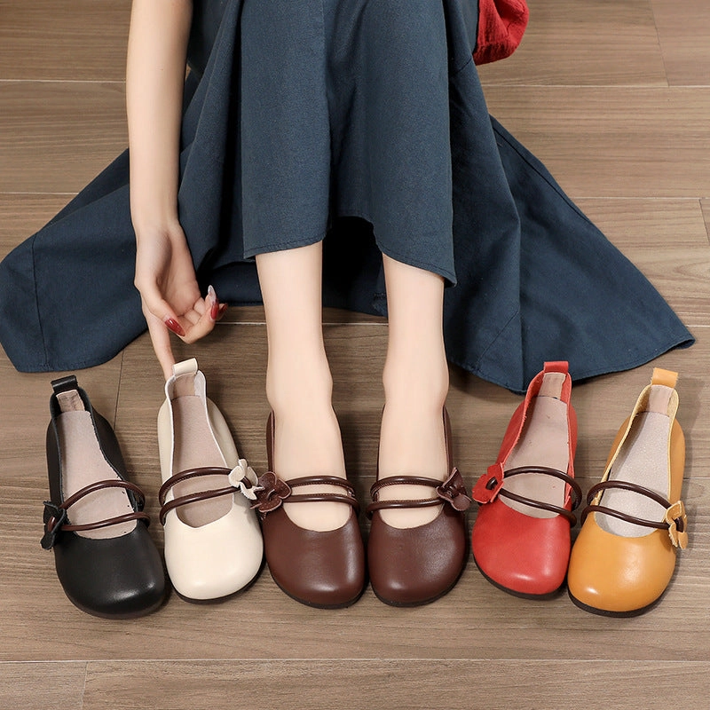 Womens Handmade Flower Leather Flat Soft Sole Shoes Casual Shoes With A Suit