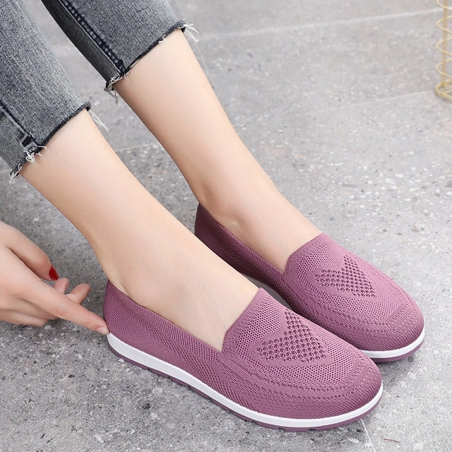 women's summer sneakers slip on flat shoes Women's Casual Loafers walking shoes Female Outdoor Mesh Soft Bottom Sports Shoes Celebrity Flat Shoes