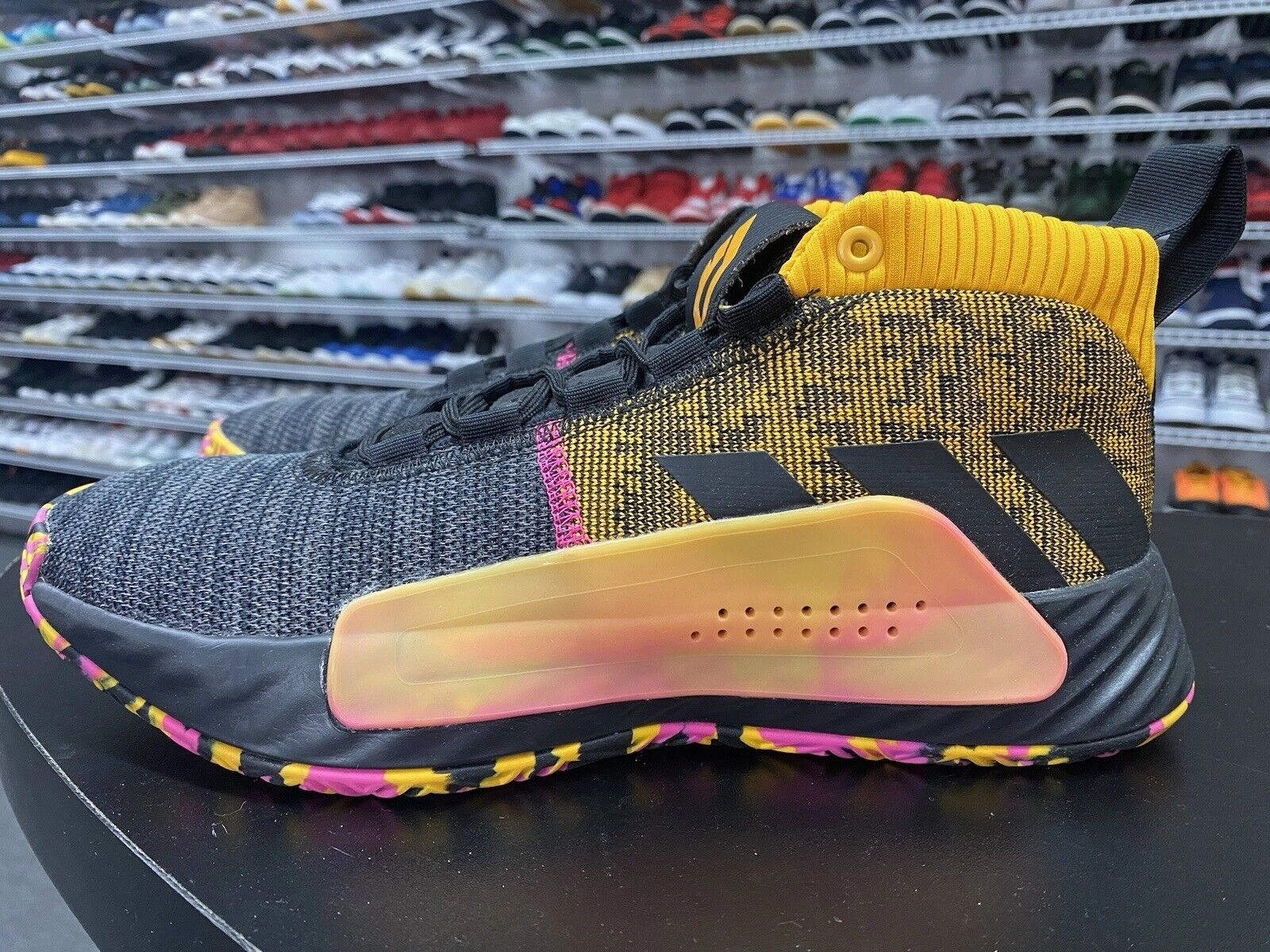 Adidas Campus 00s Rack Room Shoes ADIDAS Dame 5 Asia Tour Men's SIZE 9 Basketball Sneakers EF9367 Black Pink Yellow
