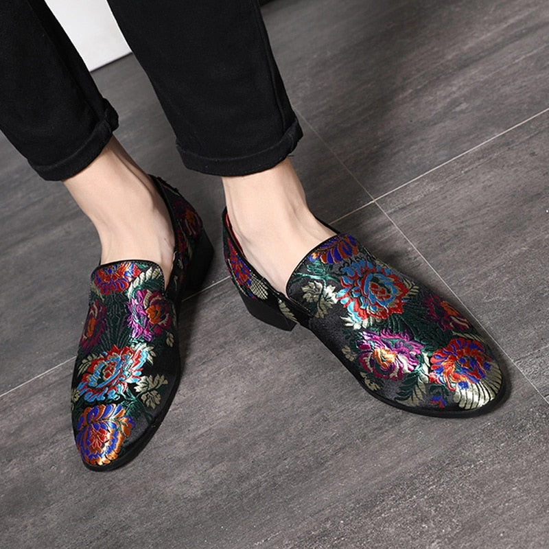 Embroidered Men Moccasins  Dress Shoes Casual Shoes Under