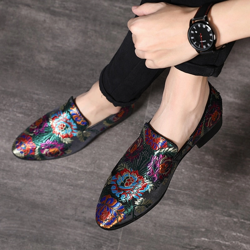 Embroidered Men Moccasins  Dress Shoes Casual Geox Shoes