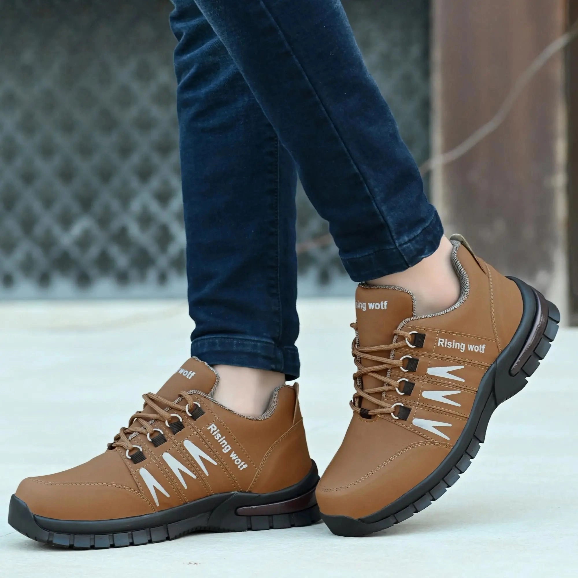 Casual Shoes Brands In India Synthetic Leather Lightweight Leather Shoes for Men Brown Color