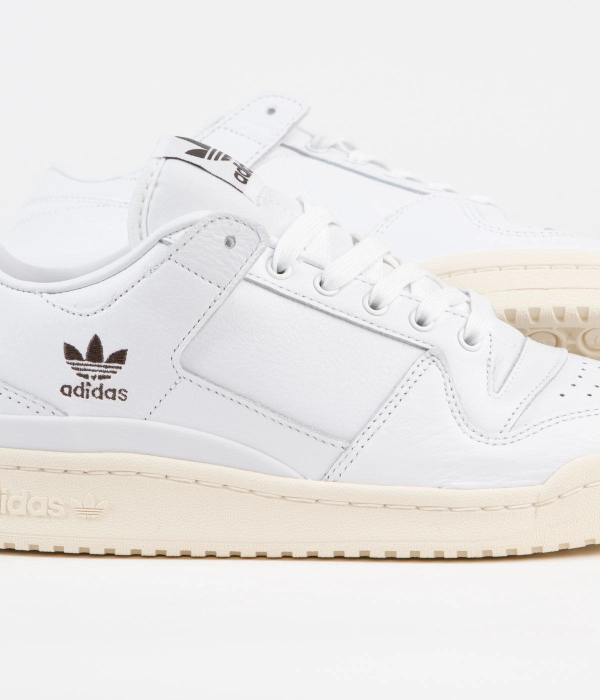 Best Adidas Skateboarding Shoes Adidas Forum 84 Low Adv Shoes - FTWR White / FTWR White / Shadow Olive