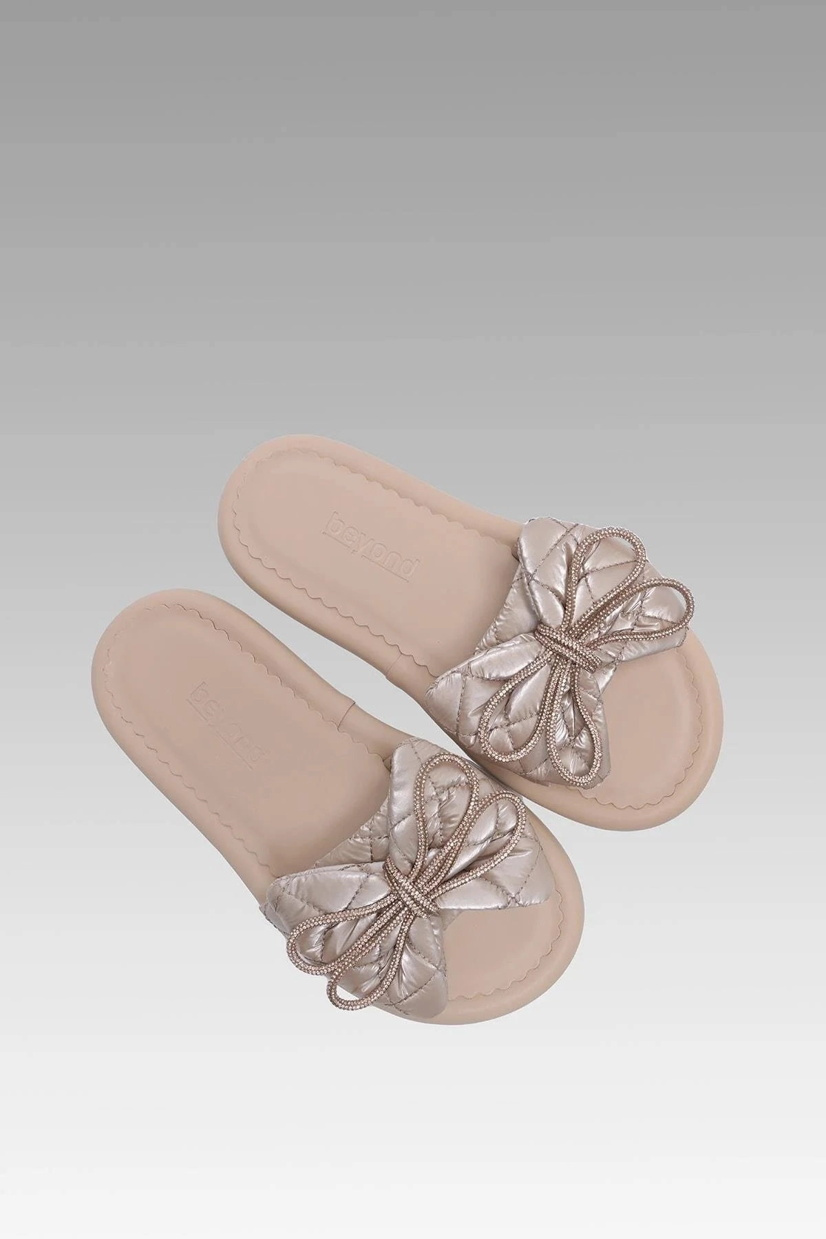 Lam Slippers Beyond Women's Bow Stone Leather Slippers