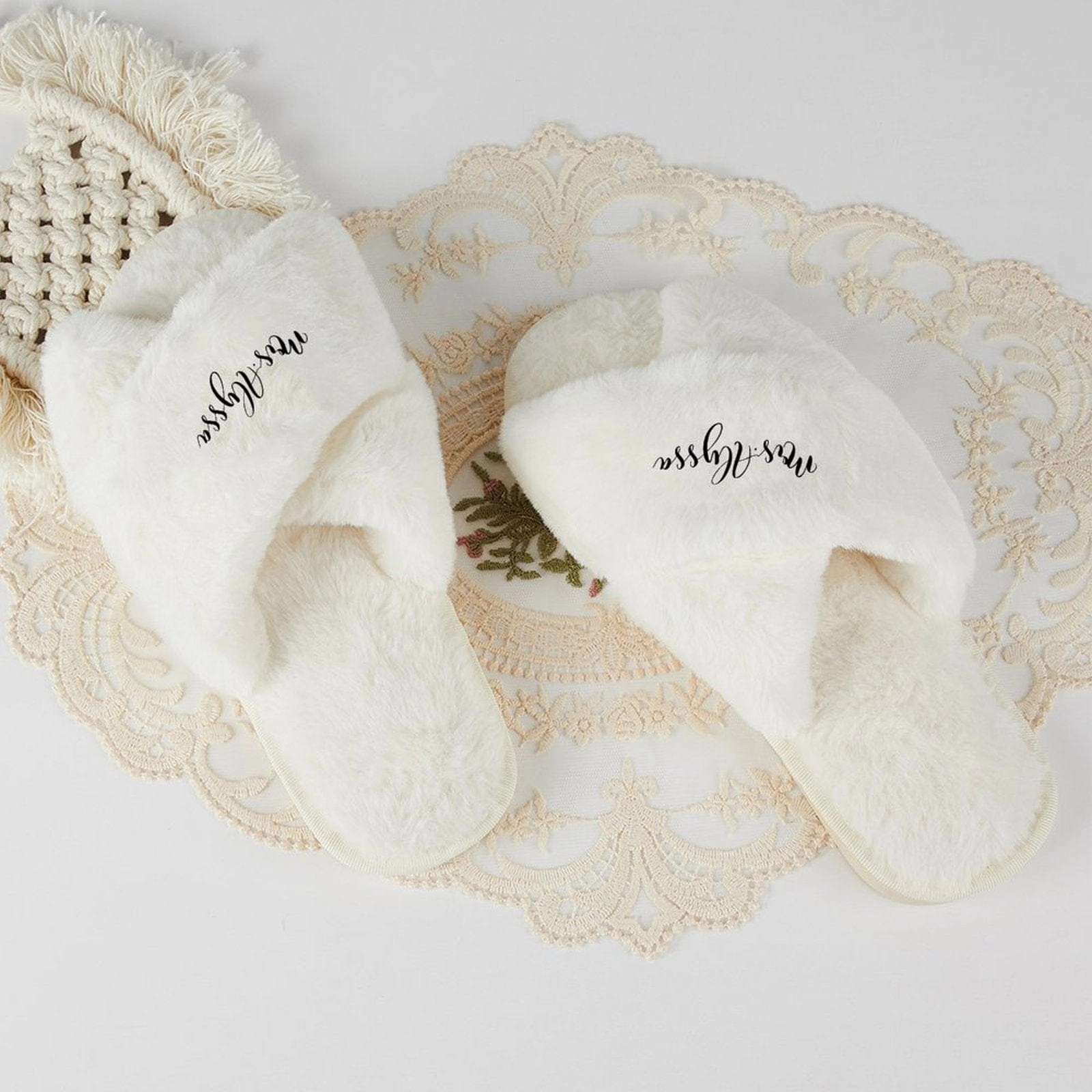 Gabby Dollhouse Slippers Custom Name Bridesmaid Slippers Fluffy Bridal Slippers Fuzzy Cross Band House Slide Shoes