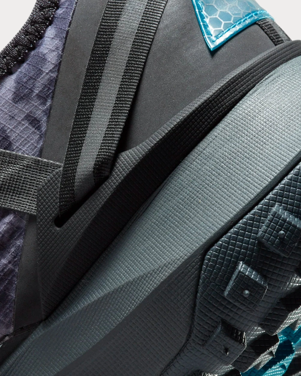 Asics Tiger Sport Shoes ACG Mountain Fly Black / Purple Low Top Sneakers