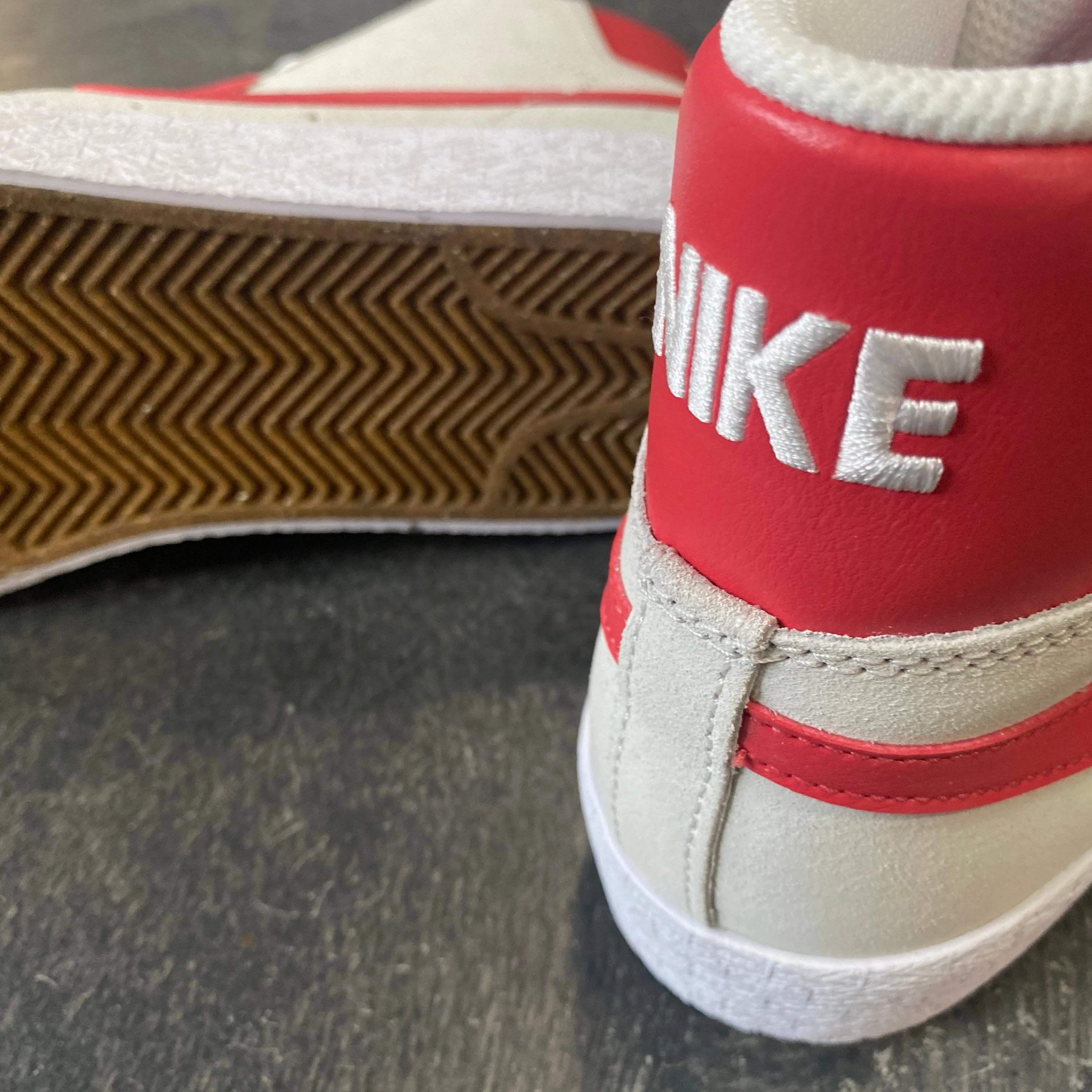 Asics Shoes Gt 2170 Nike SB Blazer Mid Summit White/Lobster SALE