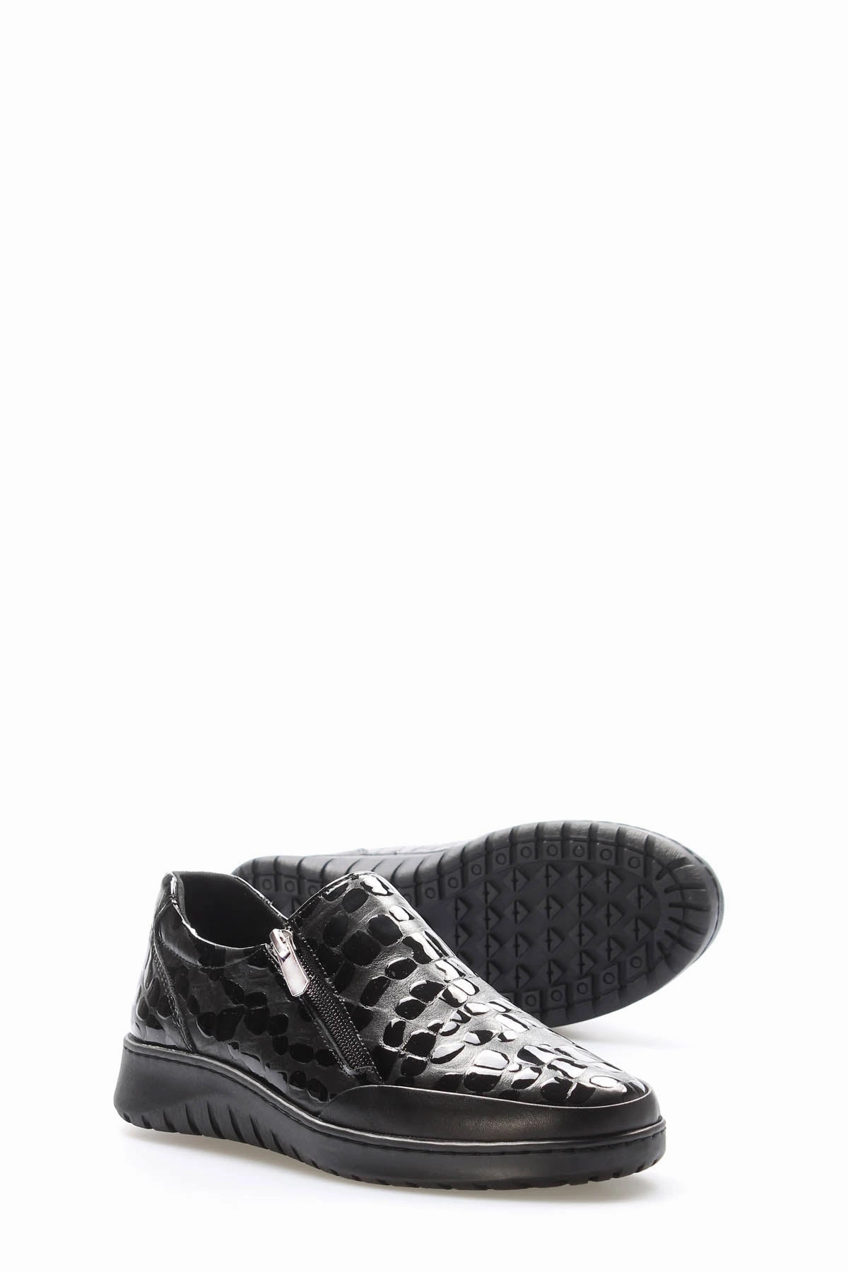 FST Genuine Leather Women's Casual Shoes 972ZA7512 Black Crocodile - Hackensack Romeo Slip-on Casual Shoes