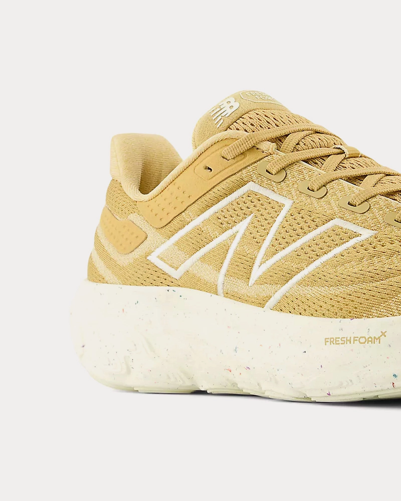 Fresh Foam X 1080v13  Dolce / Angora / Gold Running Shoes New Balance Black And White 530