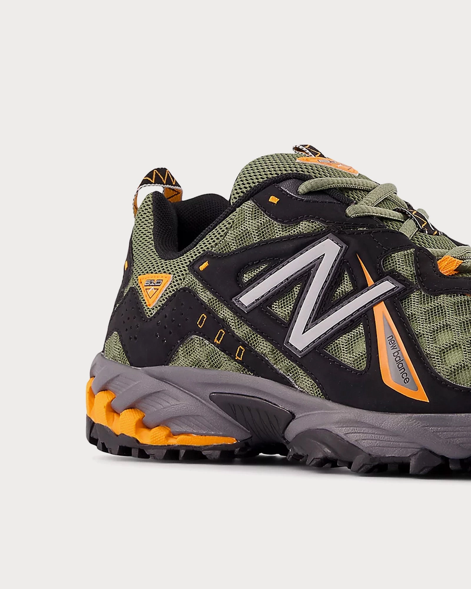 New Balance Spikes Xc 610v1 Dark Olivine/ Black / Sun Glow Low Top Sneakers