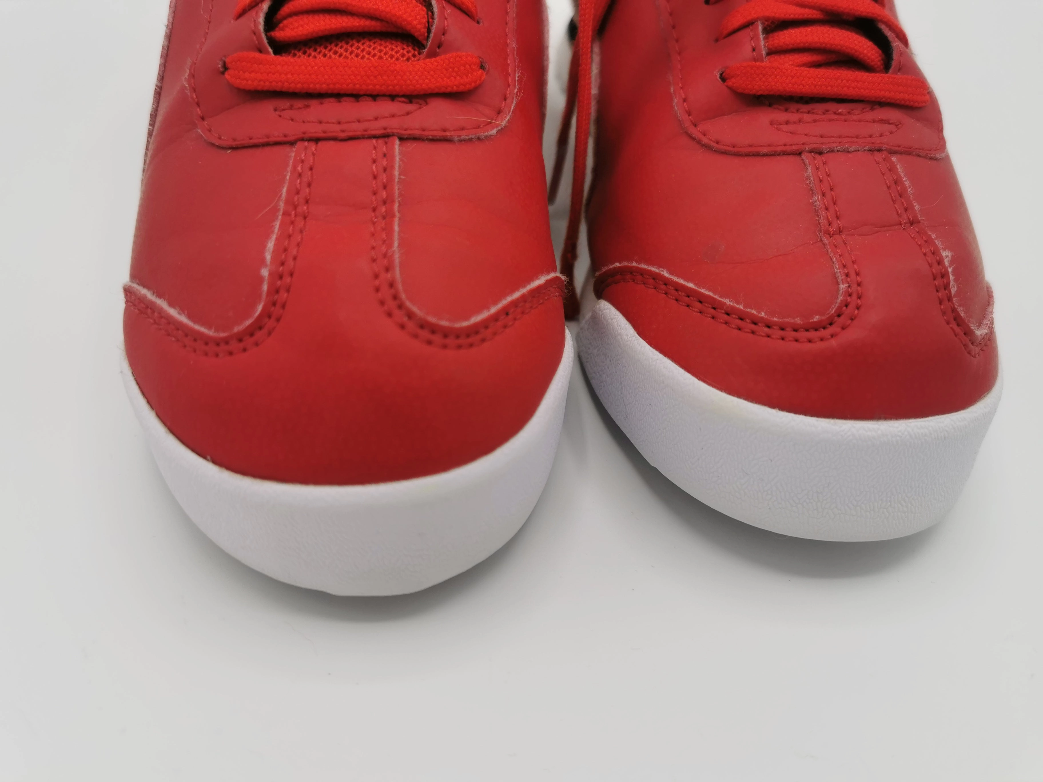 BOY SIZE 4 YOUTH JUNIOR - PUMA, Ferrari Running Shoes EUC B59 Carlos Sainz Puma Shoes