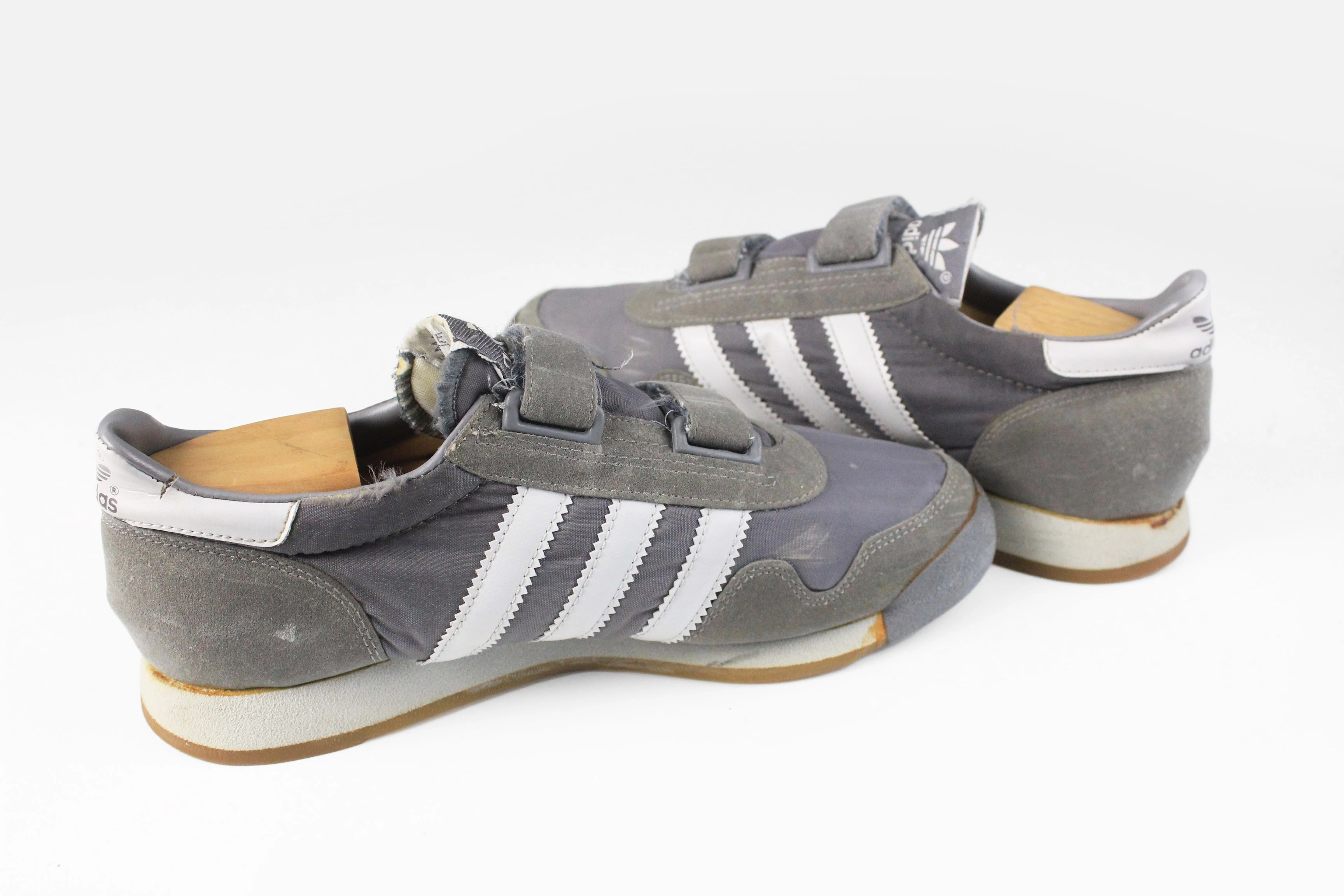 Low Cut Shoes Adidas Vintage Adidas Flip Velcro Sneakers Women's US 7.5