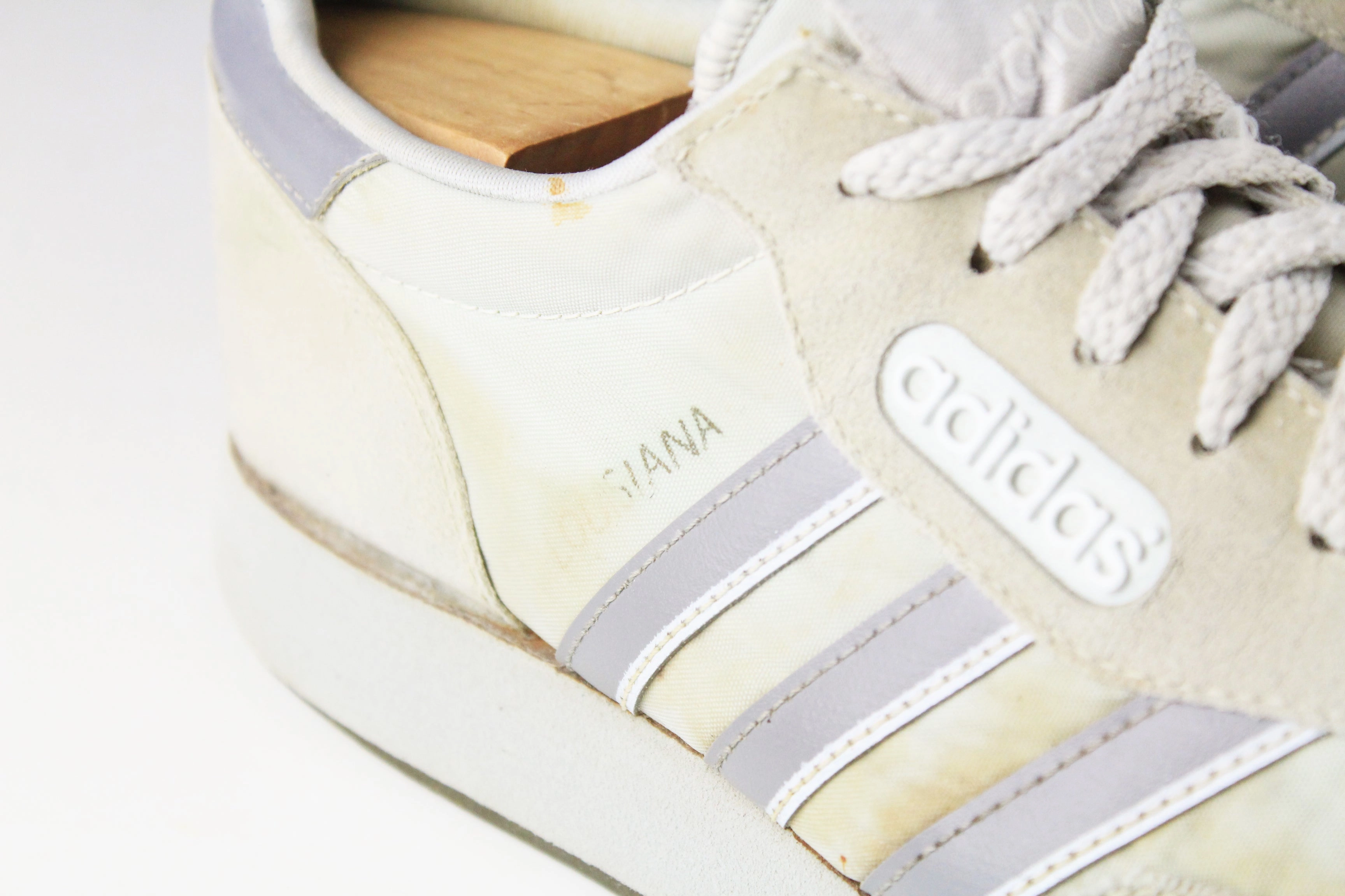 Strap Shoes Adidas Vintage Adidas Louisiana Sneakers Women's US 8