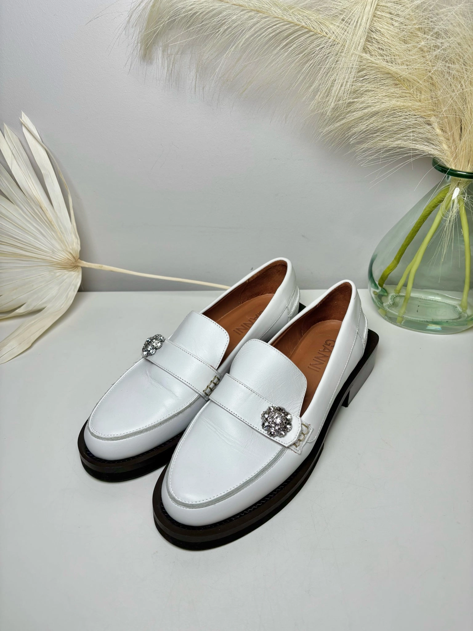 W Shoe Size 8 Ganni White Leather Cowhide NWOT Loafers Skateboarding Loafers