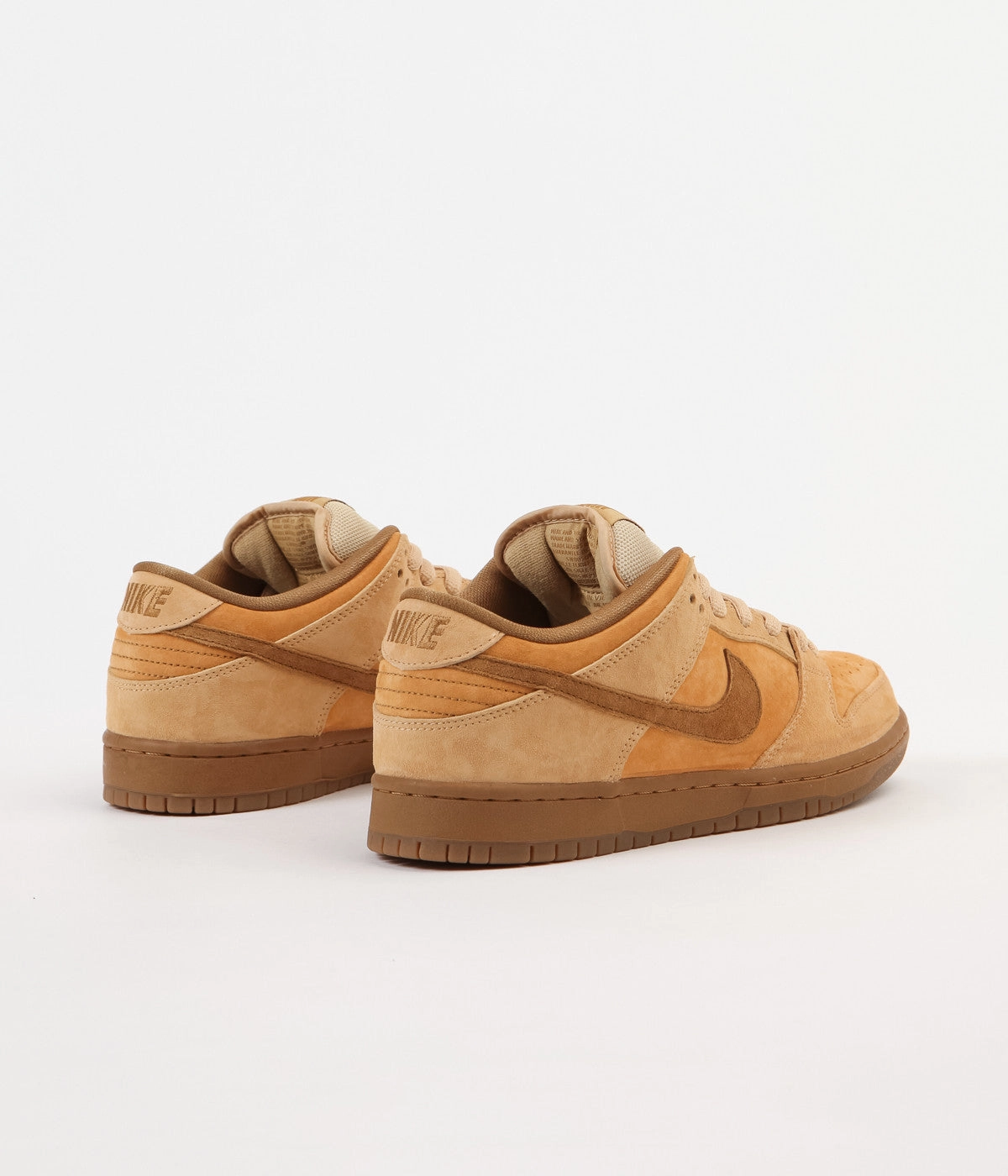 Asics Flagship Shoe Nike SB Dunk Low Shoes - Dune / Twig - Wheat - Gum Medium Brown