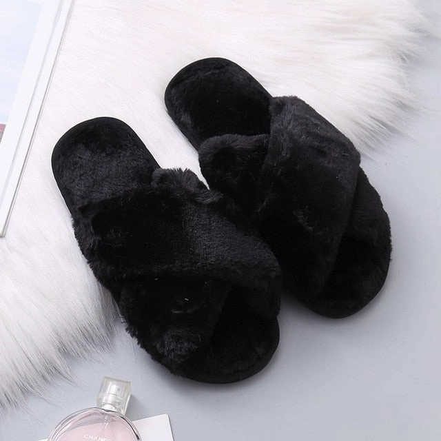 Warm Fluffy Slippers Women Cozy Faux Fur Cross Indoor Floor Slides Flat Soft Furry Shoes Ladies Female Celebrities Flip Flops Hideaway Slippers