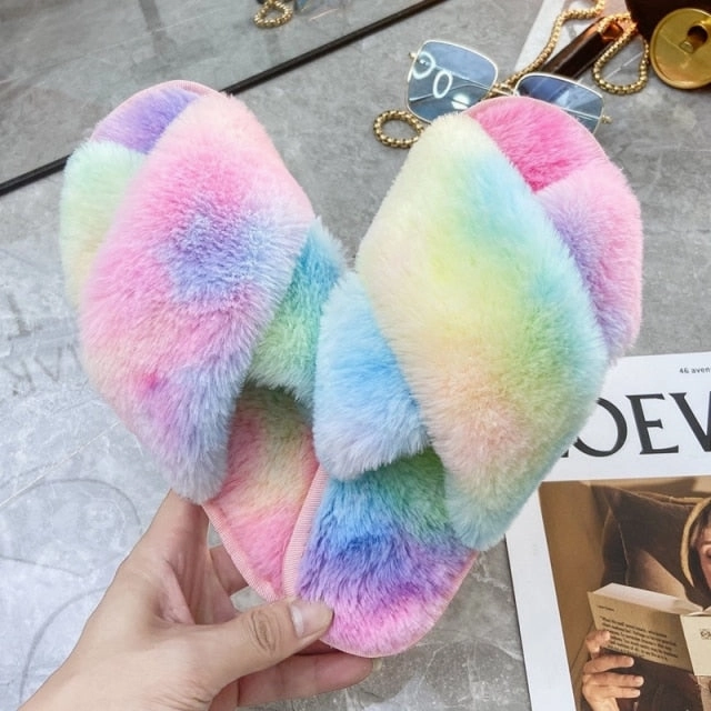Genuine Sheepskin Slippers Warm Fluffy Slippers Women Cozy Faux Fur Cross Indoor Floor Slides Flat Soft Furry Shoes Ladies Female Celebrities Flip Flops