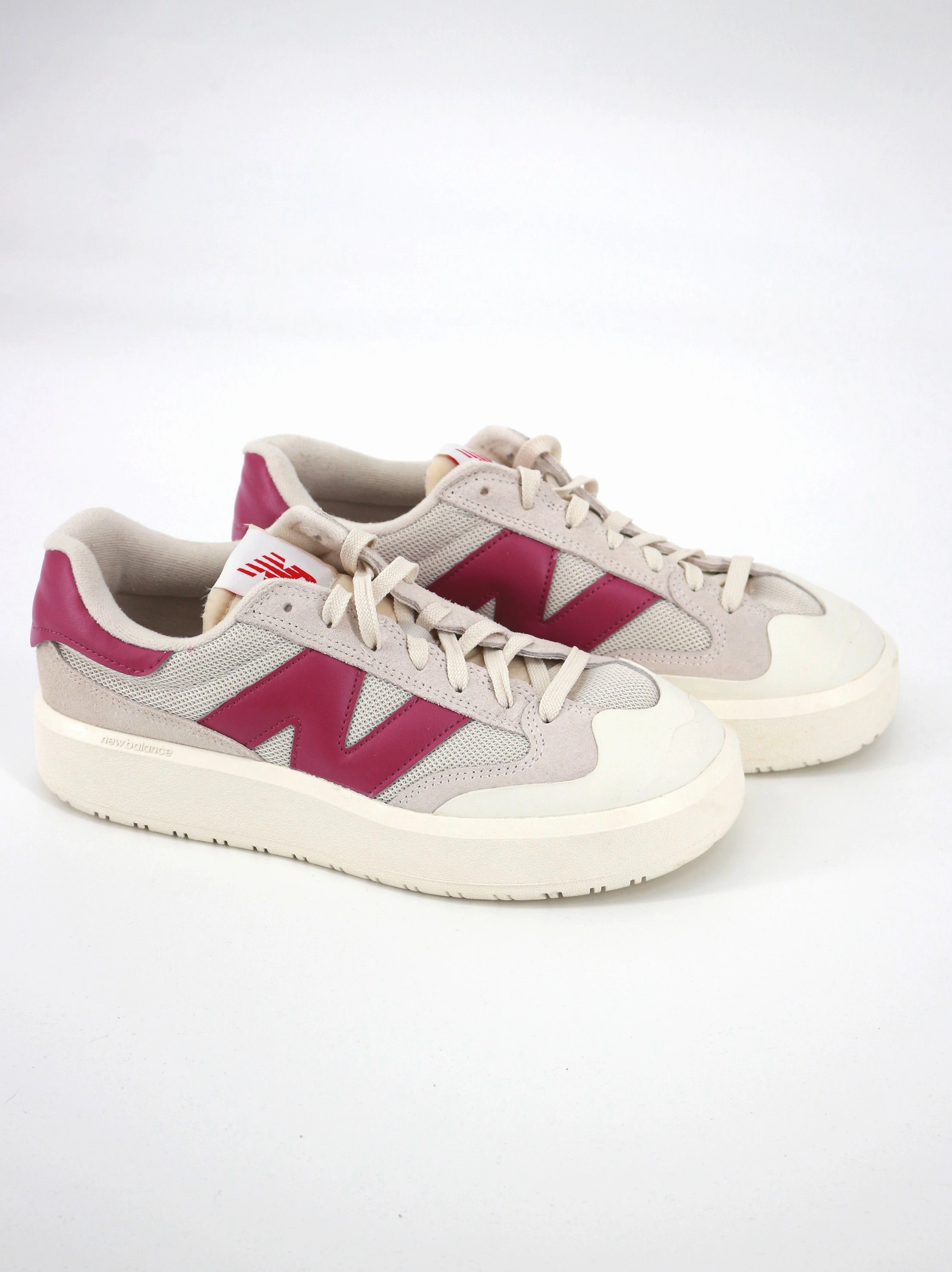 Women's Brand Logo Printed Shoes,Beige Workout Flat Shoes